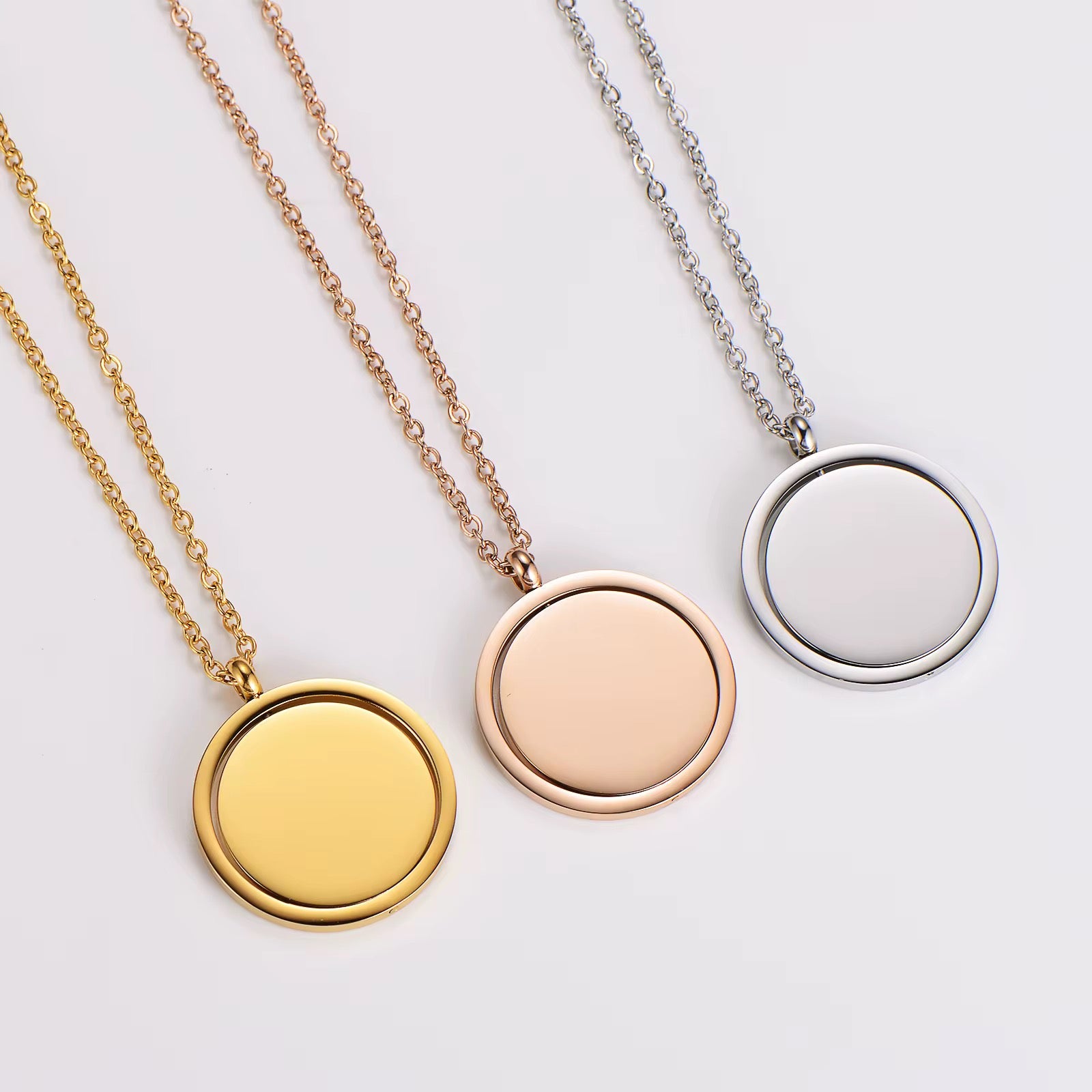 Saturn Necklace