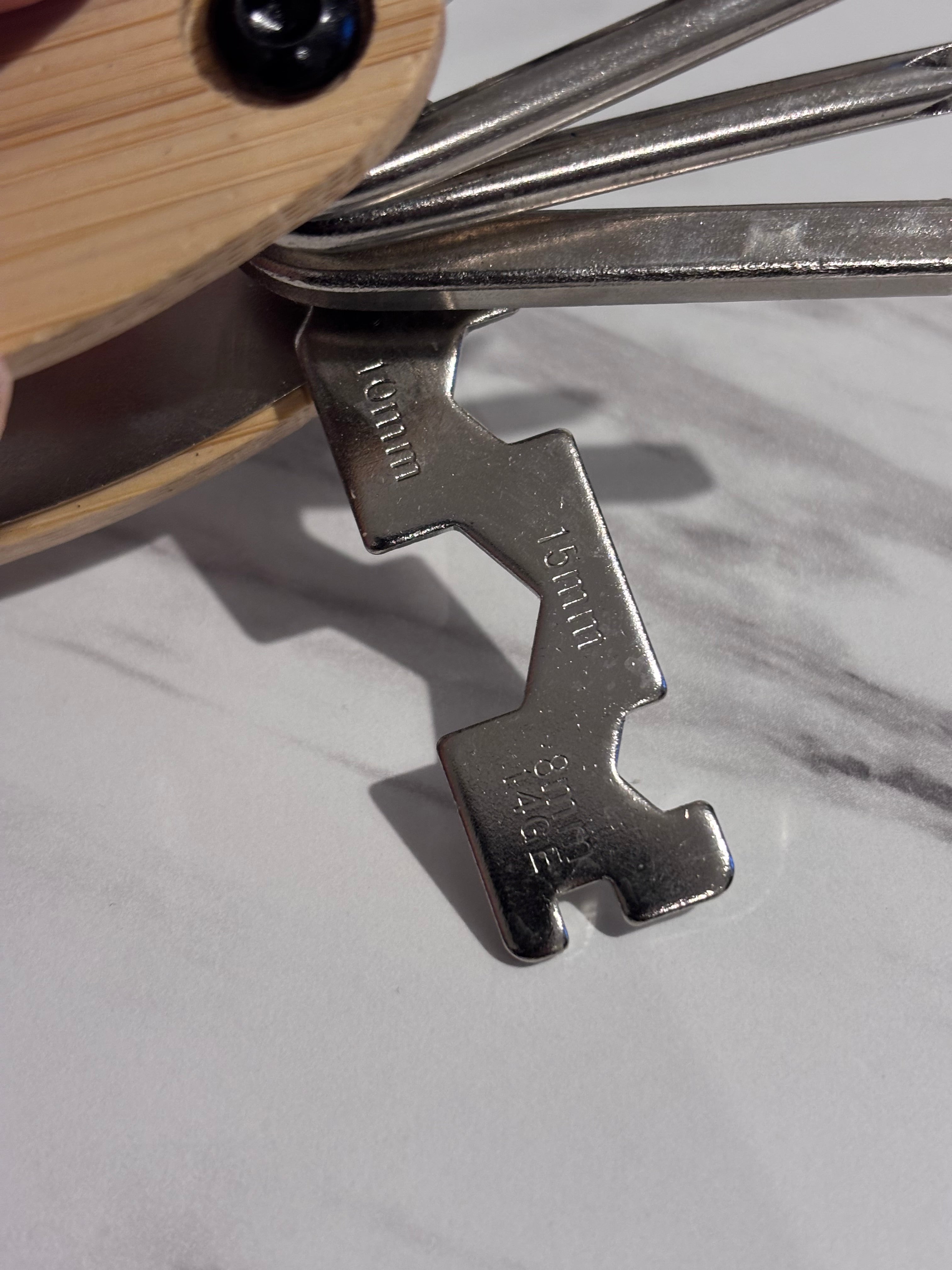 16-in-1 Multitool