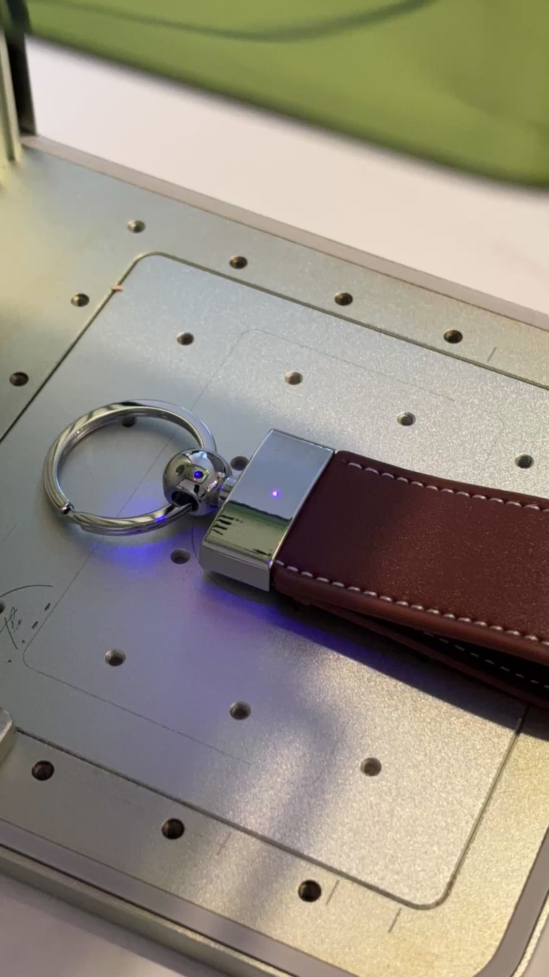 Leather Loop Keyring (Dark Brown)